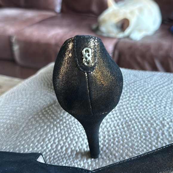 Cole Haan black velvet/gold metallic pumps - Picture 3 of 4